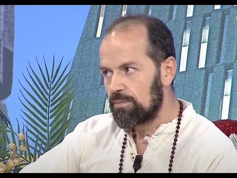 Si të biesh ne pesh? Instruktori i jogës: Mjafton të rregullosh frigoriferin