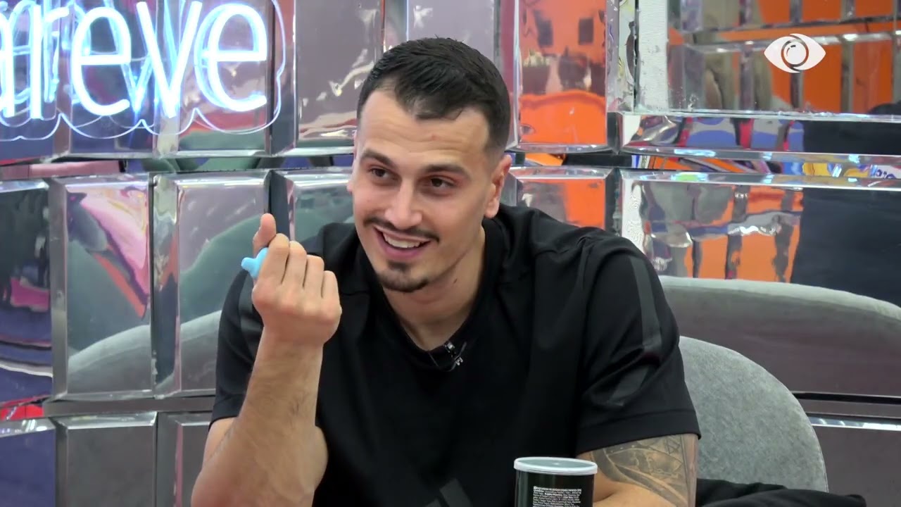 E ke kompleks të flasësh për veten/ Vijon biseda mes Mateos dhe Brikenës