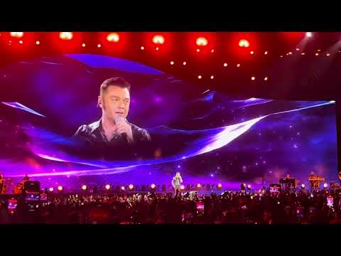 Tiziano Ferro live TZN 2023 Bologna - L'amore è una cosa semplice