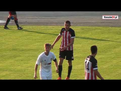 Rzeszów24.pl : Karpaty Krosno - Resovia 0:2 (0:2)