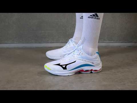 mizuno Wave Lightning Z6 2020