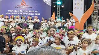 Download lagu Pujian anak Negri Papua || Musik ukulele oleh anak-anak mp3