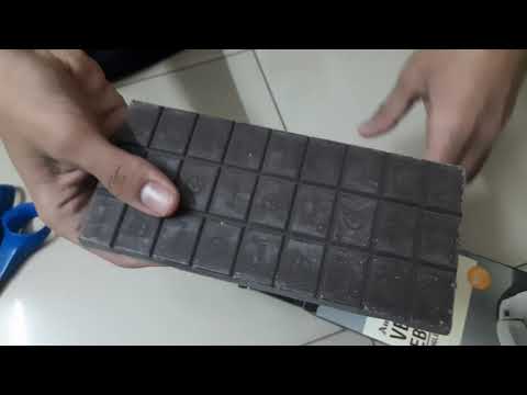 What Is Inside Amul Venezuela Ebony Twist Single Origin Dark Chocolate? #shorts