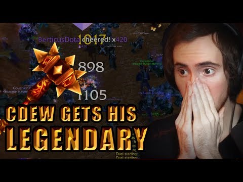 Asmongold reacts to Cdew getting his LEGENDARY! (Sulfuras, Hand of Ragnaros) - WoW Classic
