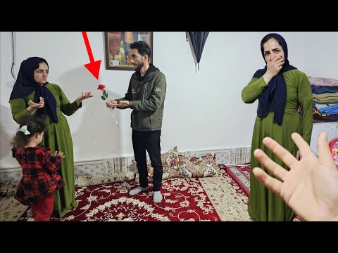 The failure of the cameraman's love. Will Afsaneh marry Pejman?