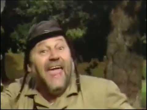 Troels Trier og Rebecca Brüel - Hundelort I Parken (officiel video)