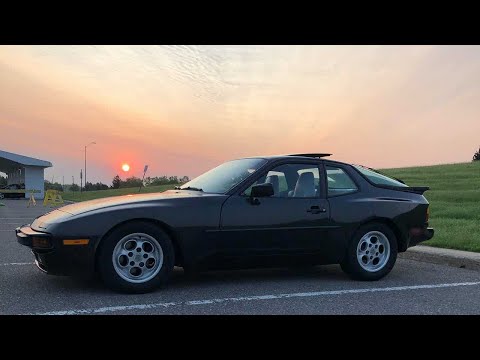 Porsche 944 Buyers Guide and Review