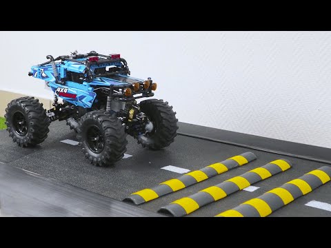 Monster Truck VS Speed Bumps – Lego Technic CRASH Test