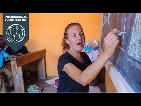 Volunteer in Tanzania with IVHQ