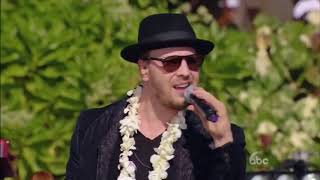 Gavin Degraw - I'll be home for christmas (Disney Christmas Parade 2014)