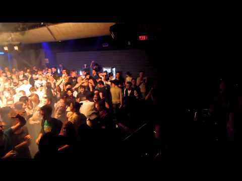 Titilla - CoCoRiCò - Dj Ralf suona:  A.Arcangeli "Let the music Play" - 26/11/2011