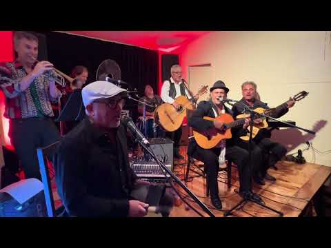 Karavana Flamenca and mariachi together ￼￼