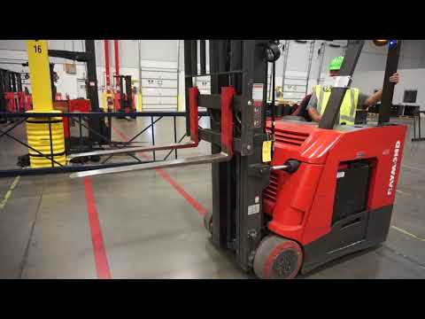 Raymond 425 C40TT Docker Stand Up Electric Forklift - Tag #218241