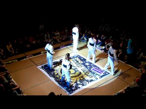 01_urban dance 2vs2 2010.avi