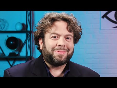 'Fantastic Beasts' Star Dan Fogler Picks The Best Wizard of All Time