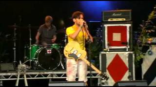 British Sea Power - Waving Flags (Live at the Endoftheroadfestival)