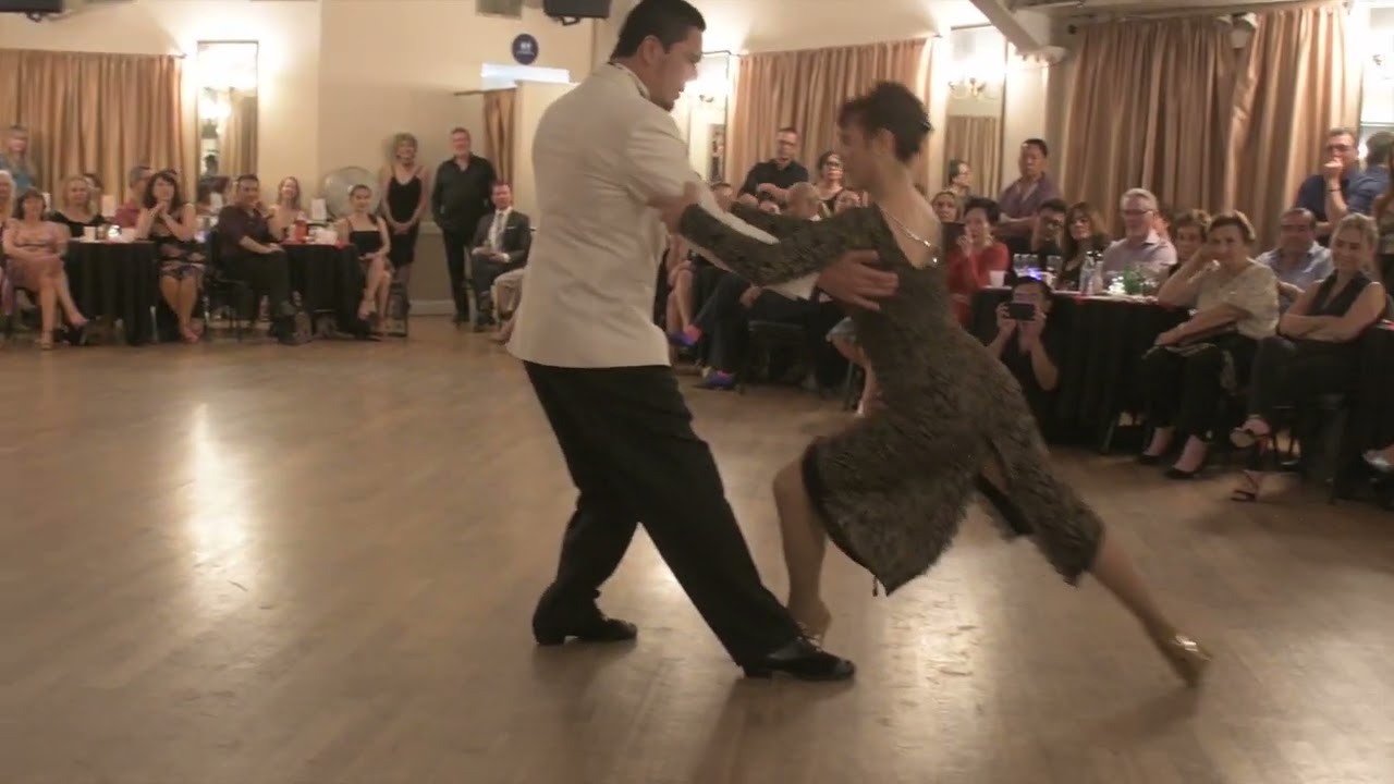 Miriam Larici and Leonardo Barrionuevo at Milonga Corazón 3/3