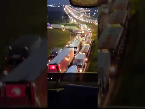 REGIÃO METROPOLITANA DE BELO HORIZONTE MINAS GERAIS MUNICÍPIO DE CONTAGEM BR 040 CONGESTIONADA