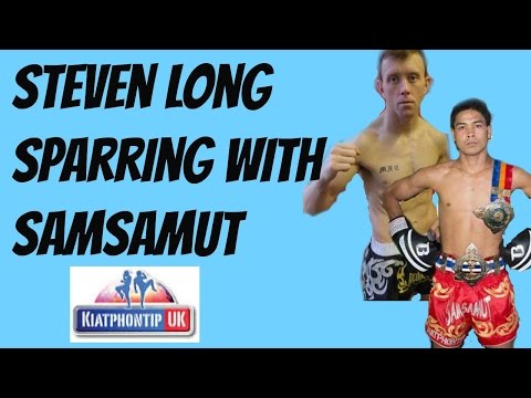 Steven Long and Samsamut Kiatchongkao Sparring