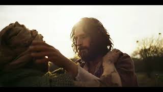 O mal cai por terra! O poder do Nome de Jesus - Cena Emocionante.