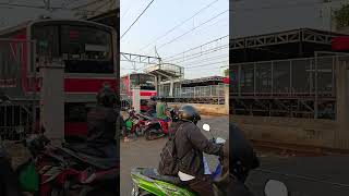 Download lagu KRL stasiun kebayoran lama mp3