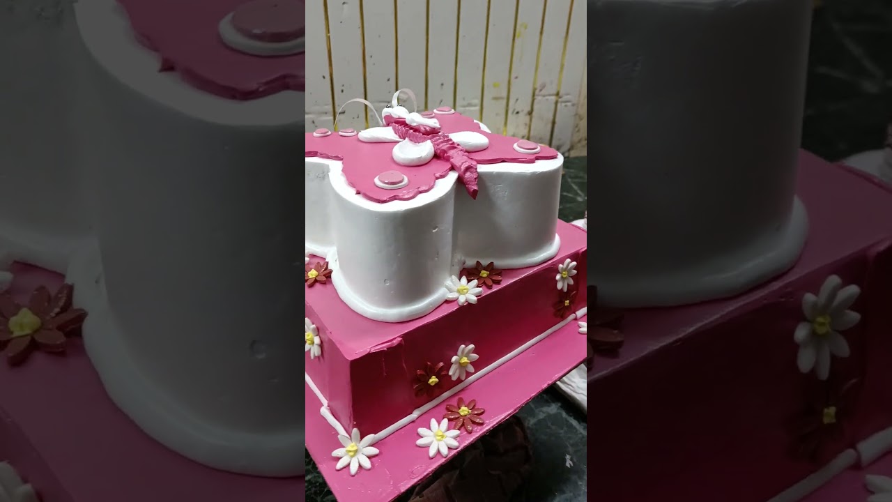 #flavour  #strawberry  #designer #cake #strawberry butterfly 🦋🦋🦋🦋🦋🦋🦋
