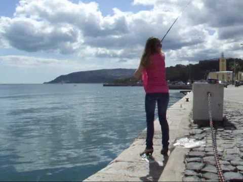 Mulher tb pesca muito.