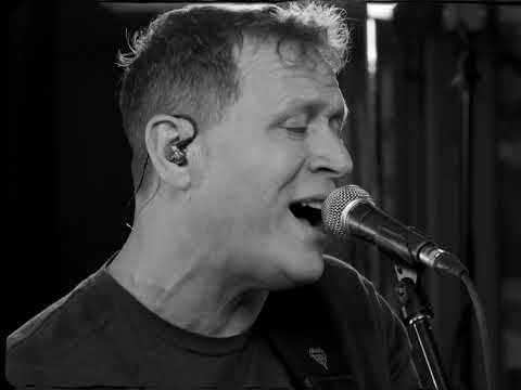 Francis Degrandpré & Kevin Parent - Father on the go 