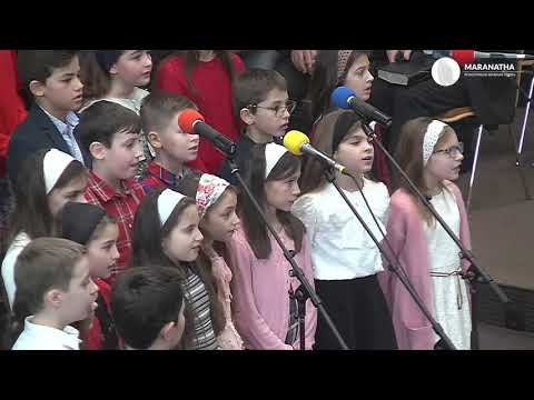 Grupa de copii clasa 4. Maranatha Wiener Neustadt - Binecuvântare