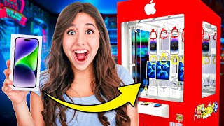 I Won an iPhone 14 From an Arcade Machine!