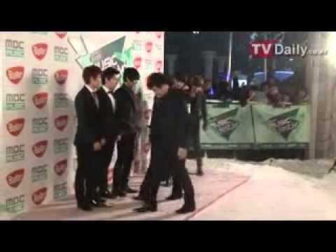 120131 TV Daily MMF Red Carpet - Super Junior