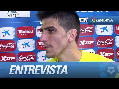 Gerard Moreno: "Entre los palos y Juan Carlos el balón no ha querido entrar"