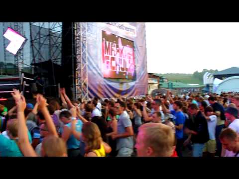 Global Gatheting 2010 Russia - Markus Schulz (Jan Johnston meets Tenishia - Flesh 2010)