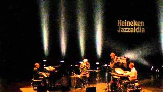 Toots Thielemans -- "Autumn leaves"