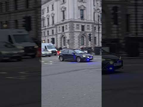 Met Police Unmarked Convoy Responding In Central London!