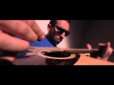 Боби Ваклинов възпя политическия елит на прехода