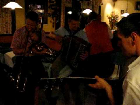 Bei Friedl Lazarus im Landgasthof Lazarus in Mooskirchen.