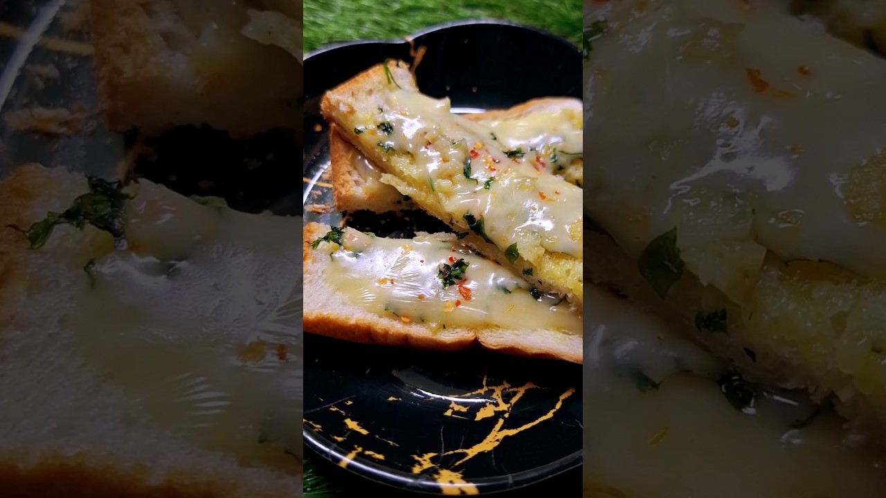 Chessey Garlic Bread🧀🍞#chesse#garlicbread #hacks #ytshorts #artofcooking#snacksrecipe