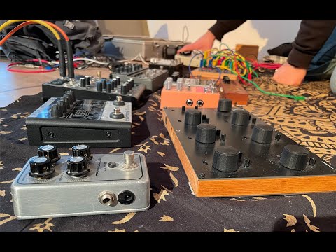 Tiny Window Concerts - KORB