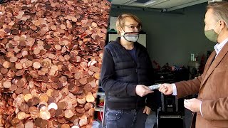 Man Paid in 90,000 Oily Pennies Cashes In With Coinstar