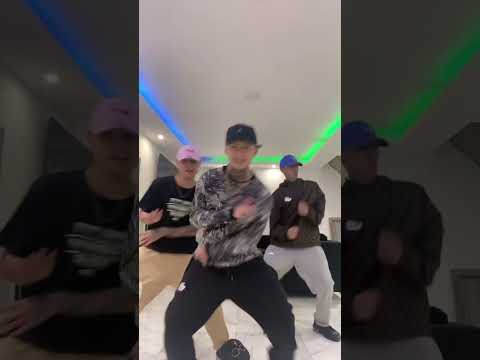 Menea sacude Luisitoduffo