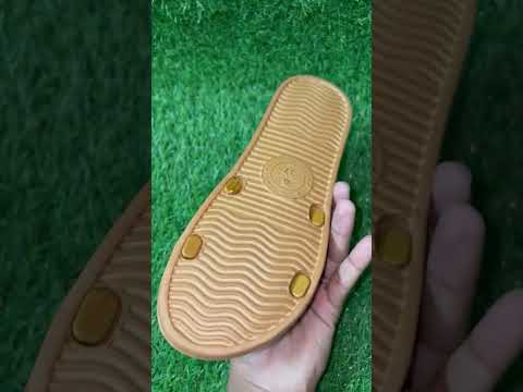 RAZIA WOMENS SLIPPERS 5X8