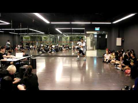 Kpop Dance Off Vol 72 : The Ark - The Light
