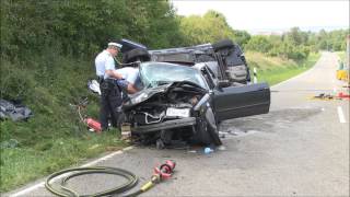 preview picture of video 'Tödlicher Verkehrsunfall mit 2 PKWs und 3 verletzten Personen - Asperg 07.09.2013'
