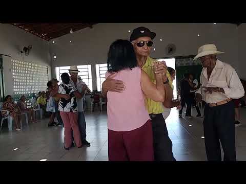 Chico Gabriel animando o forró dos idosos em Valença do Piauí dia 17/05/2026