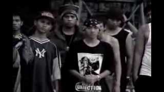 Download lagu Kuda Besi We Are Family mp3