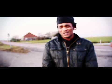 CiazZ-'Soms'(Official Videoclip) Produced by @IAMGILLE De 16s +Downloadlink