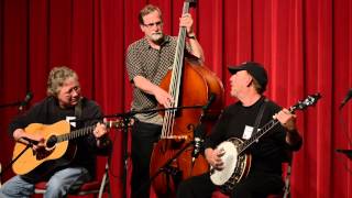 Gerald Jones w/ Jack Lawrence & Tom T. Ball -- Fiddle Tunes Medley + Foggy Mountain Breakdown