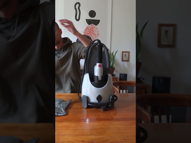 Vidéo teaser pour Laurastar Izzi Review – Powerful and Compact Steamer Test by Daniel