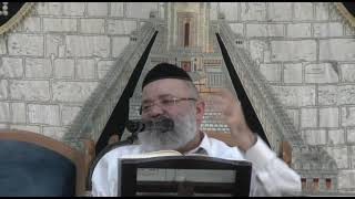 ליאור כחלון,בעל התניא בצור ירום פרק  לג,קקעח (הרב ליאור כחלון) - התמונה מוצגת ישירות מתוך אתר האינטרנט יוטיוב. זכויות היוצרים בתמונה שייכות ליוצרה. קישור קרדיט למקור התוכן נמצא בתוך דף הסרטון